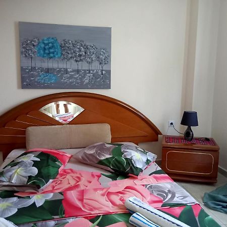Oasis Apartment 尼亚米卡尼奥纳 外观 照片