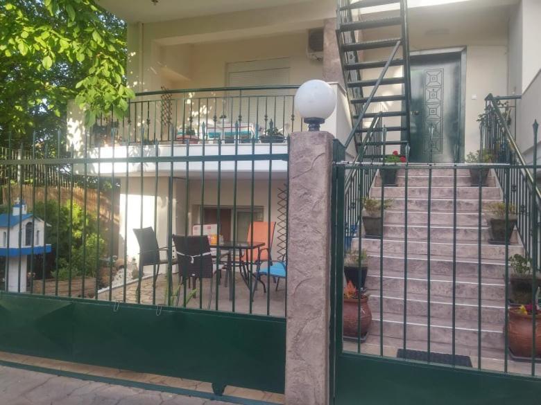 Oasis Apartment 尼亚米卡尼奥纳 外观 照片